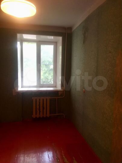 2-к. квартира, 43 м², 1/9 эт.