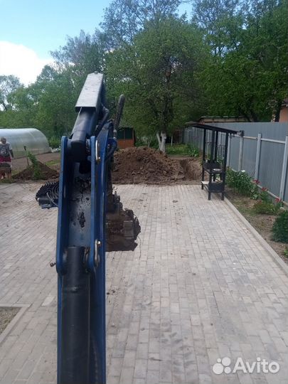 Услуги миниэкскаватора