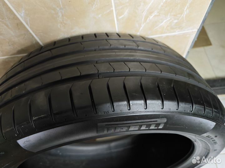 Pirelli P Zero 245/45 R20