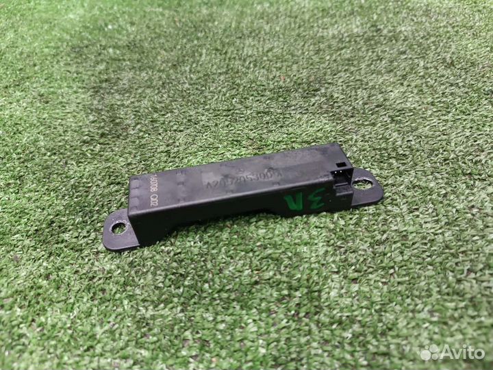 Антенна Keyless Go задняя левая Mercedes-Benz Cla