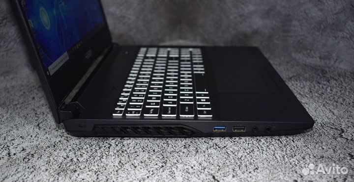 Игровой ноутбук Hasee на Core i5-10500H/ 3060