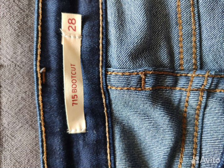 Джинсы levis bootcut 715