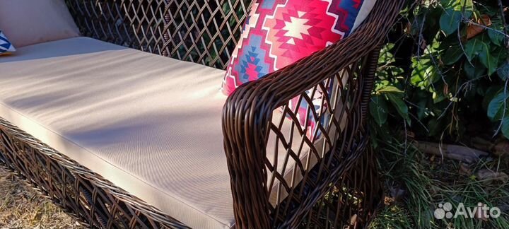 Диван из ротанга Латте