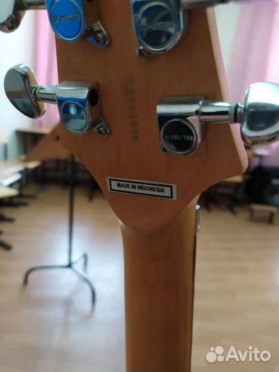 Электро гитара Schector c флойдом