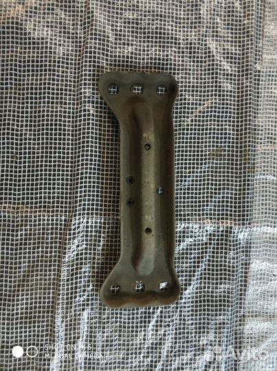 Кронштейн АКПП Mercedes W204 C207