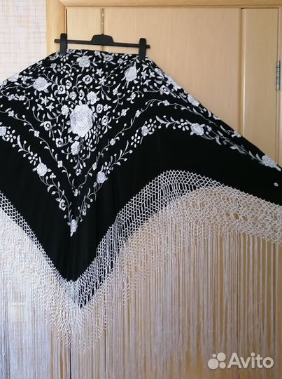 Мантон для фламенко, шаль вышитая, платок