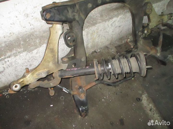 Подрамник передний Toyota Crown GRS183 3GR-FSE