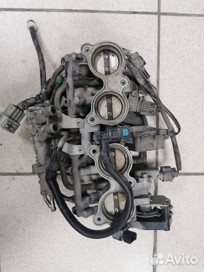 Дроссель с форсунками Yamaha FZ8