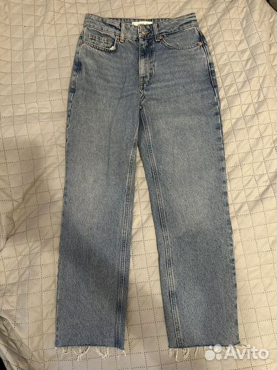 Джинсы mango