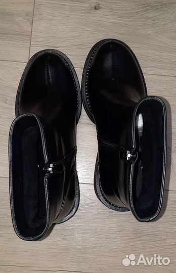 Ботинки женские