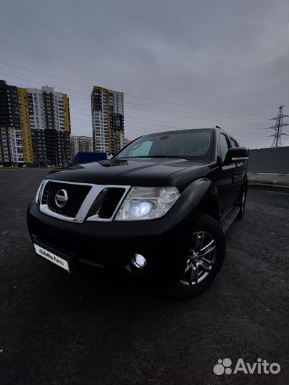 Nissan Pathfinder 2.5 AT, 2011, 340 000 км