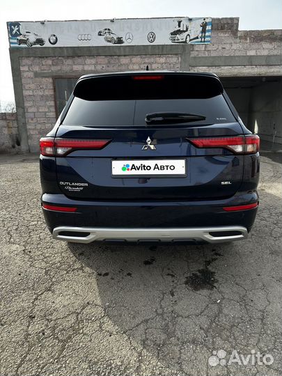 Mitsubishi Outlander 2.5 CVT, 2021, 36 000 км