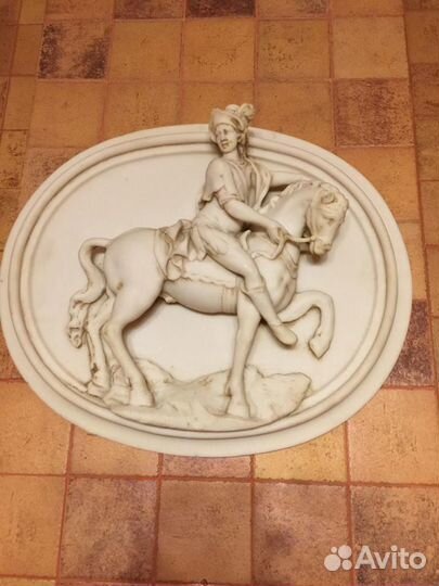 Медальон (Renato Costa)