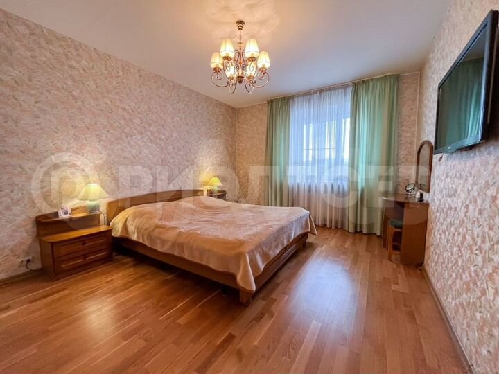 3-к. квартира, 87 м², 4/5 эт.
