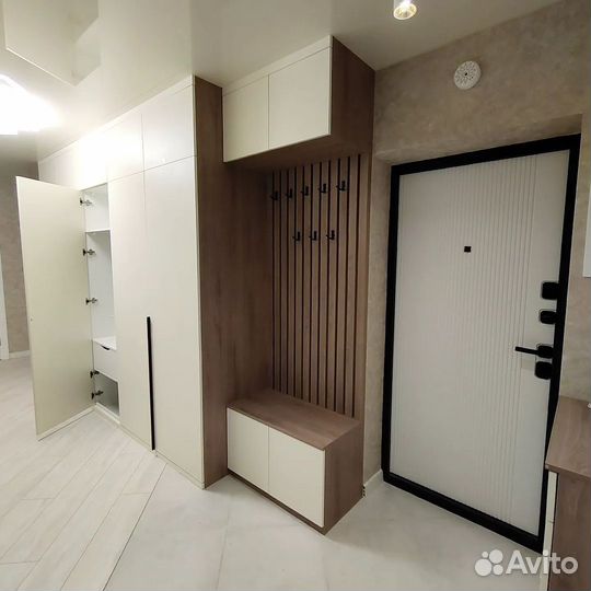 Прихожая по индивидуальным размерам в современном стиле