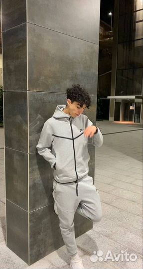 Спортивный костюм Nike Tech Fleece