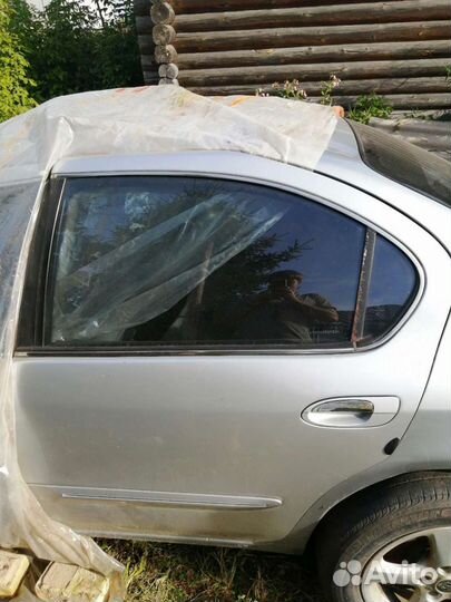 Двери на Nissan maxima а33