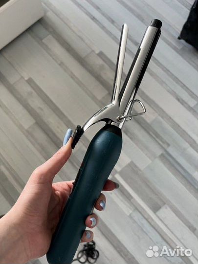 Плойка для завивки волос