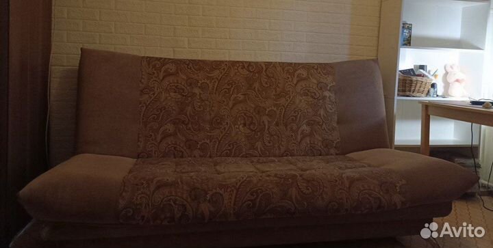 Диван бу коричневый