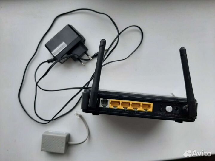 Wifi роутер DSL-2740U