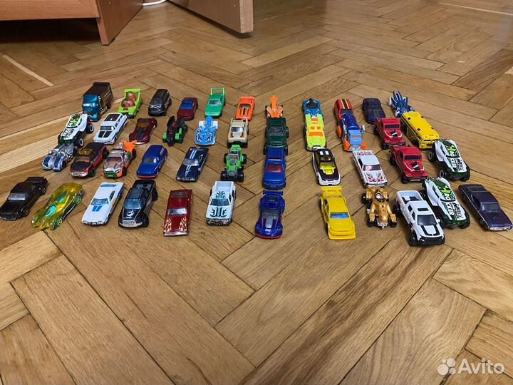 Машинки Hot Wheels