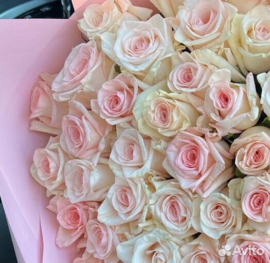 Нежный букет из роз