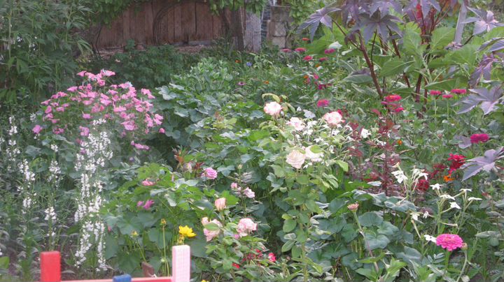 Комната 25 м² в 2-к., 1/1 эт.