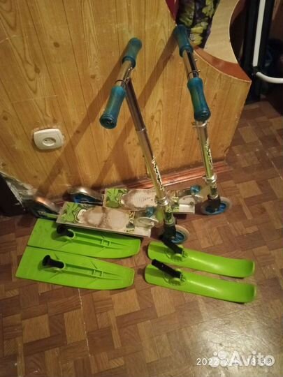 Самокат - снегокат, два в одном