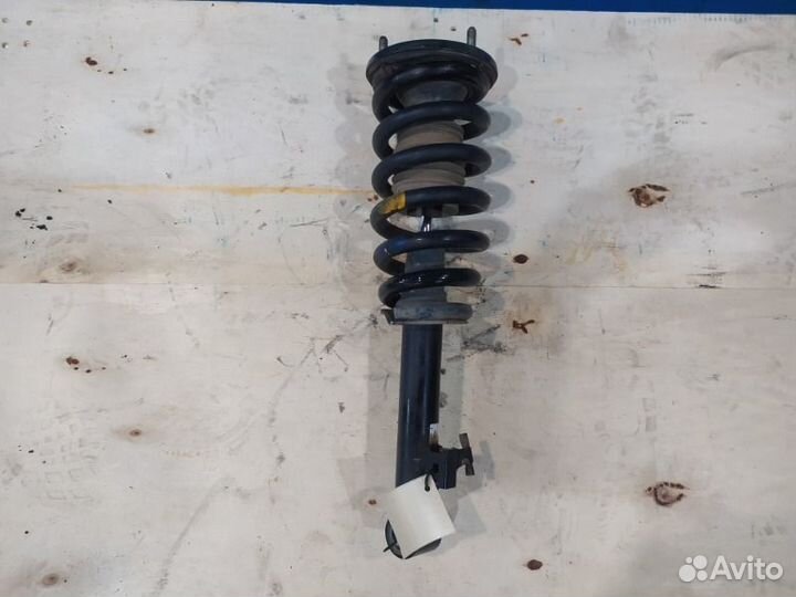 Амортизатор передний Mitsubishi L200 4N15