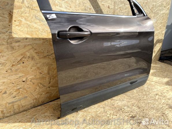 Nissan Qashqai J11 Передняя правая дверь