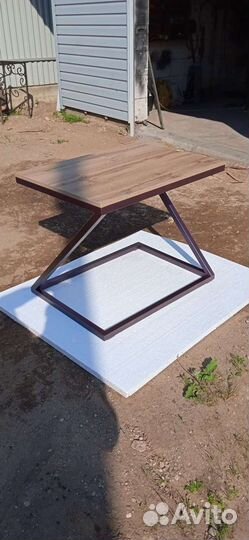 Столик лофт