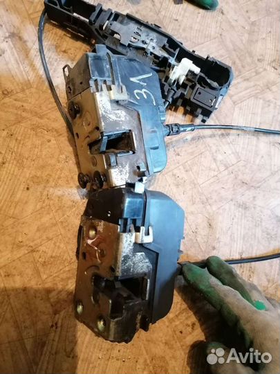 Задний левый замок двери рено меган 2