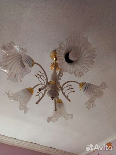 Люстра потолочная бу