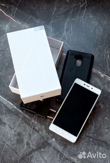 Смартфон Xiaomi Redmi Note 4