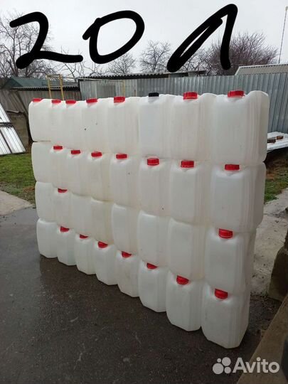 Канистры пластиковые 20