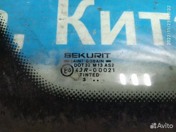 Стекло заднее левое Ford Escort хетчбек 90-00