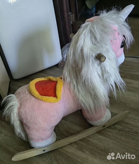 Детская качалка лошадь