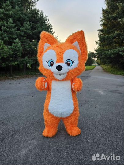 Поздравление от Лисёнка,ростовая кукла