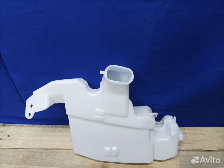 Бачок стеклоомывателя Renault Kaptur 2016