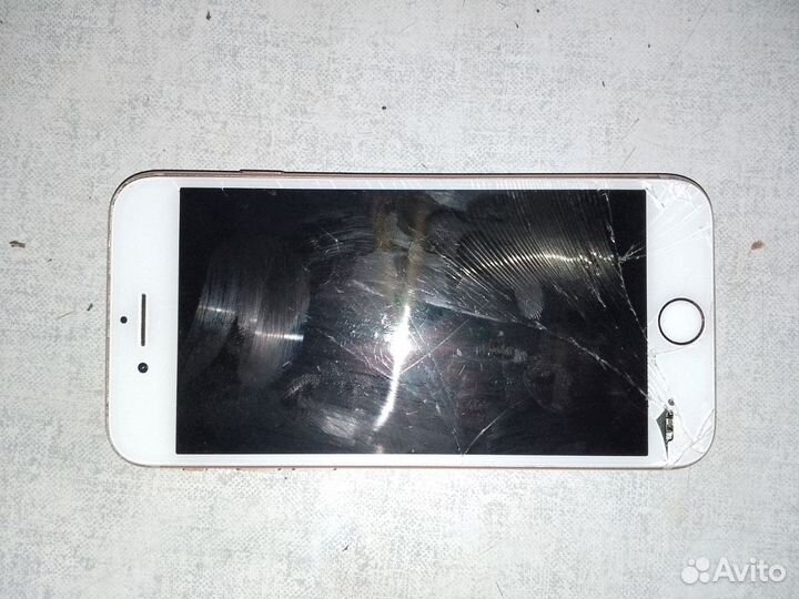 Телефон iPhone 8 64 gb