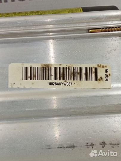 Подушка безопасности пассажира VW Golf 4