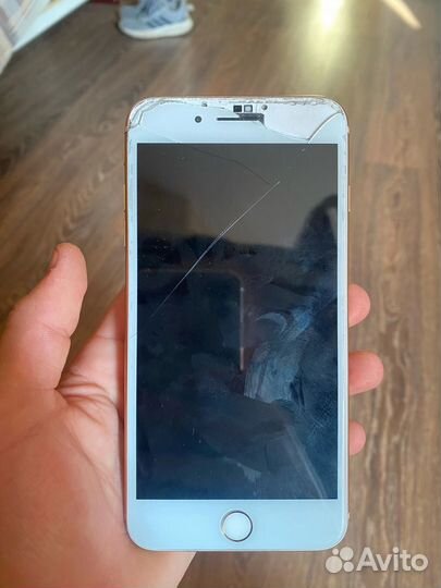 Телефон iPhone 8 plus