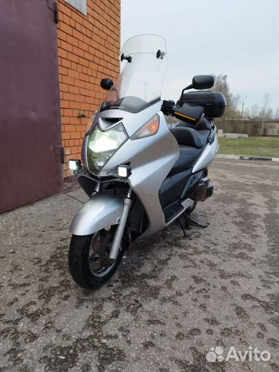 Honda silver wing 600