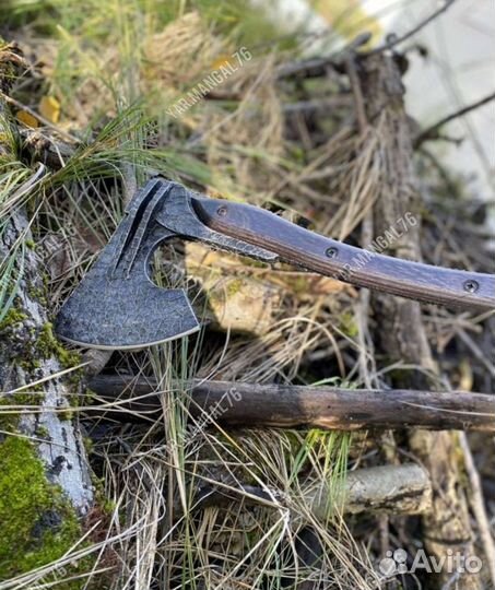 Топор туристический