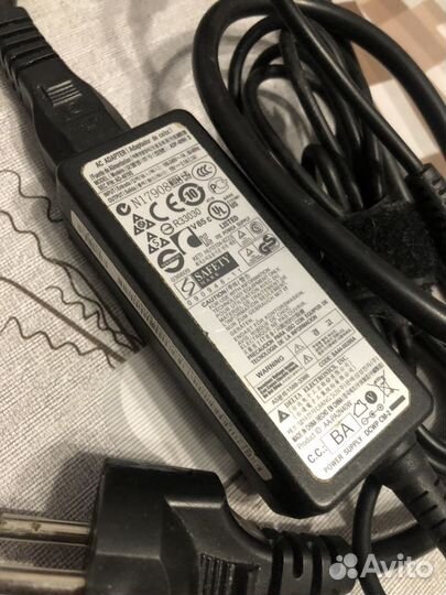 Зарядка для нетбуков samsung оригинальная