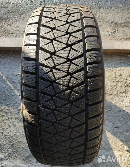 Bridgestone Blizzak DM-V2 265/45 R21 104T