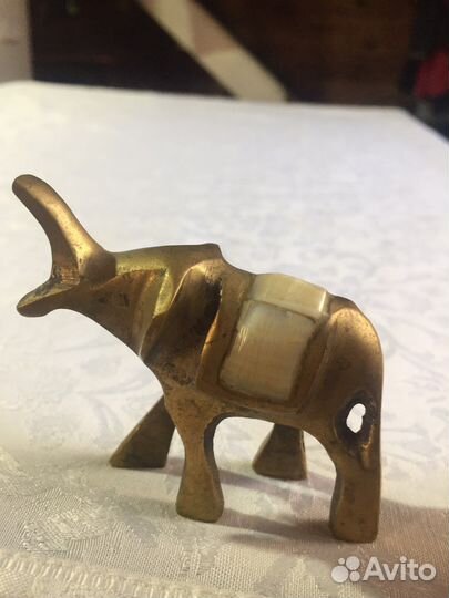 Слон бронза