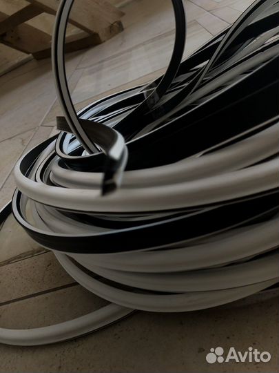 Уплотнитель для двери