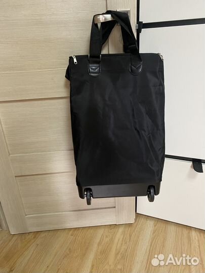Сумка складная на колесиках. финская. новая