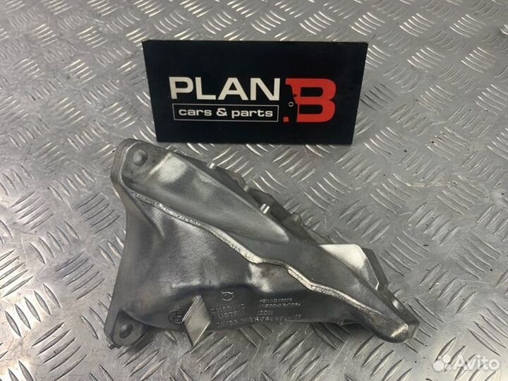 Кронштейн двигателя правый Bmw 3 E90